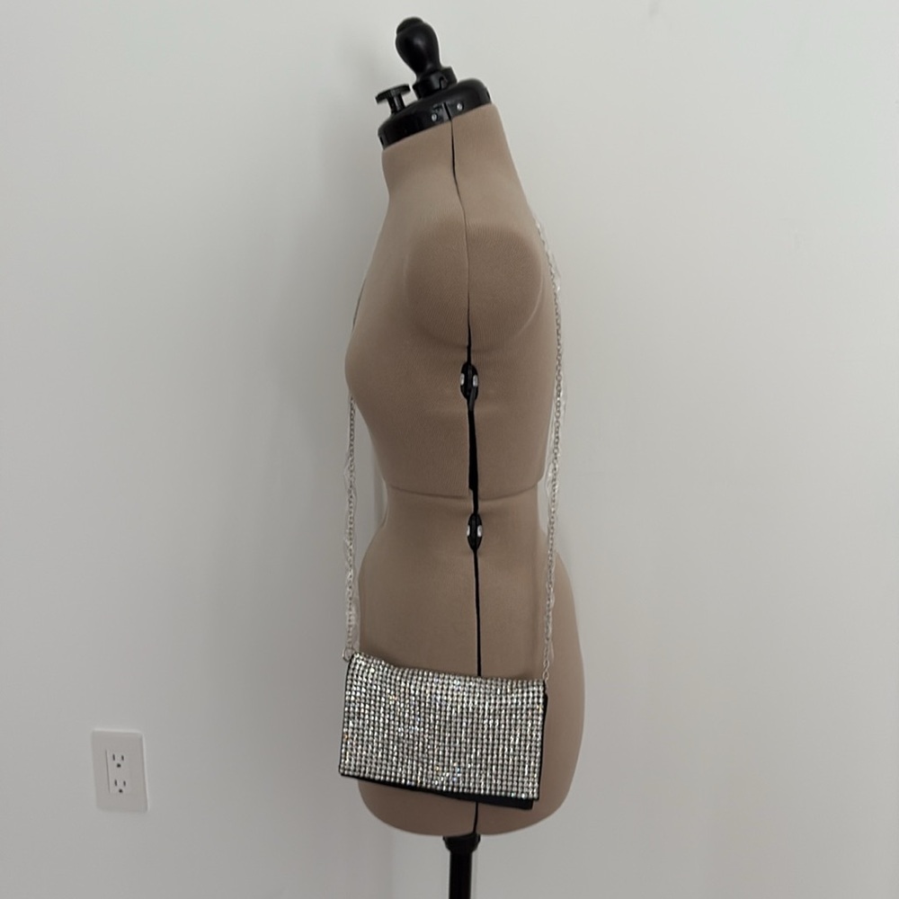 Amber Sceats Womens Purse Rhinestones Silver Black Satin Clutch Crossbody Bling